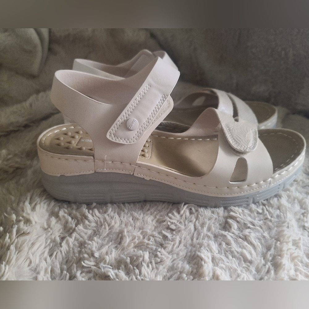 Massage Ortho + Rest Beige Women's Happier Sandals - Picture 5 of 11